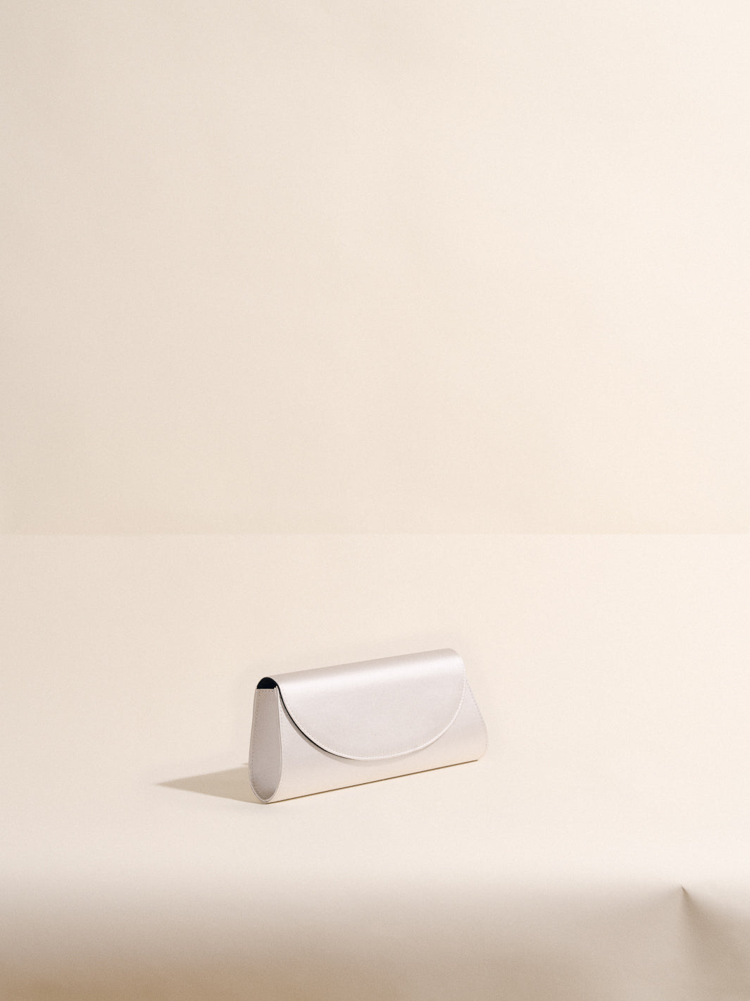 #color_white-satin