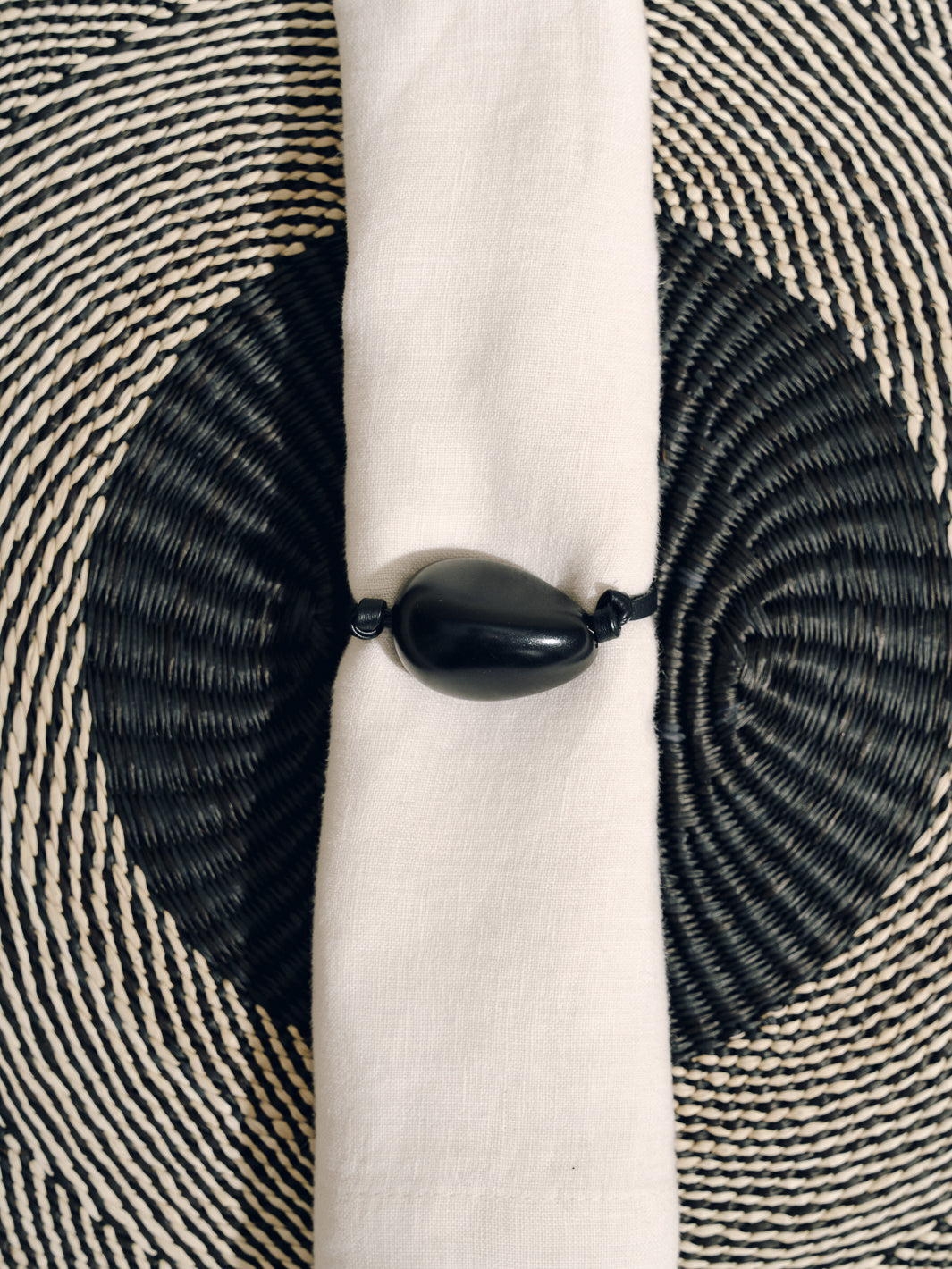 #color_black-natural-fiber