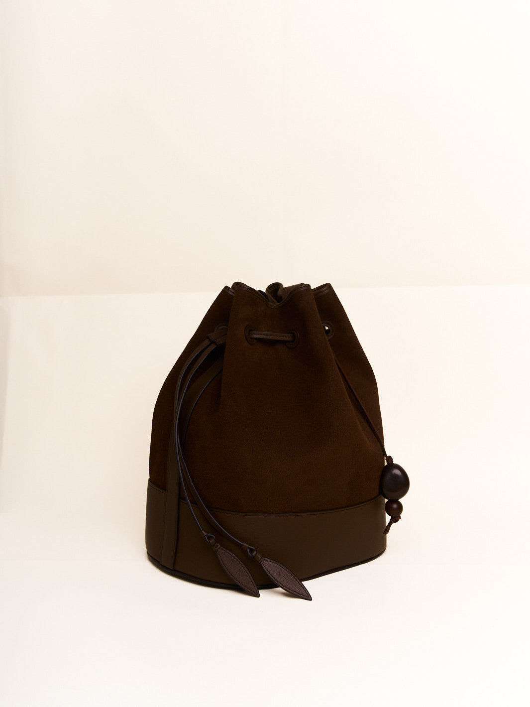 #color_dark-brown-suede