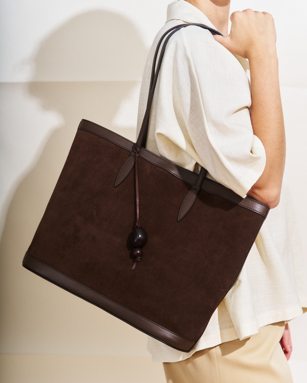 #color_dark-brown-suede